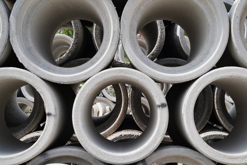 Een betonnen rioolbuis kopen: wat is een duurzame keuze?
