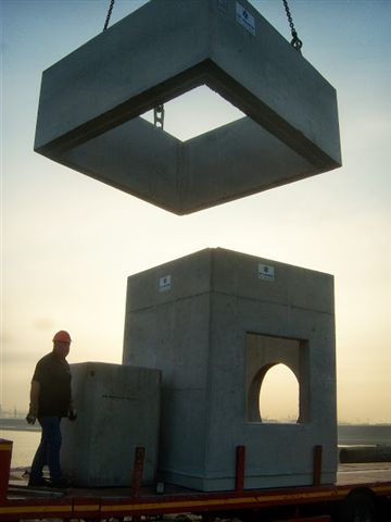 RWG terminal 2e Maasvlakte, levering laatste schachten, foto 8